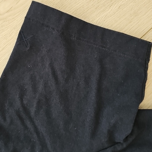 KAWS x Uniqlo UT x Sesame Street Big Bird  Navy Tee Medium - Picture 6 of 12